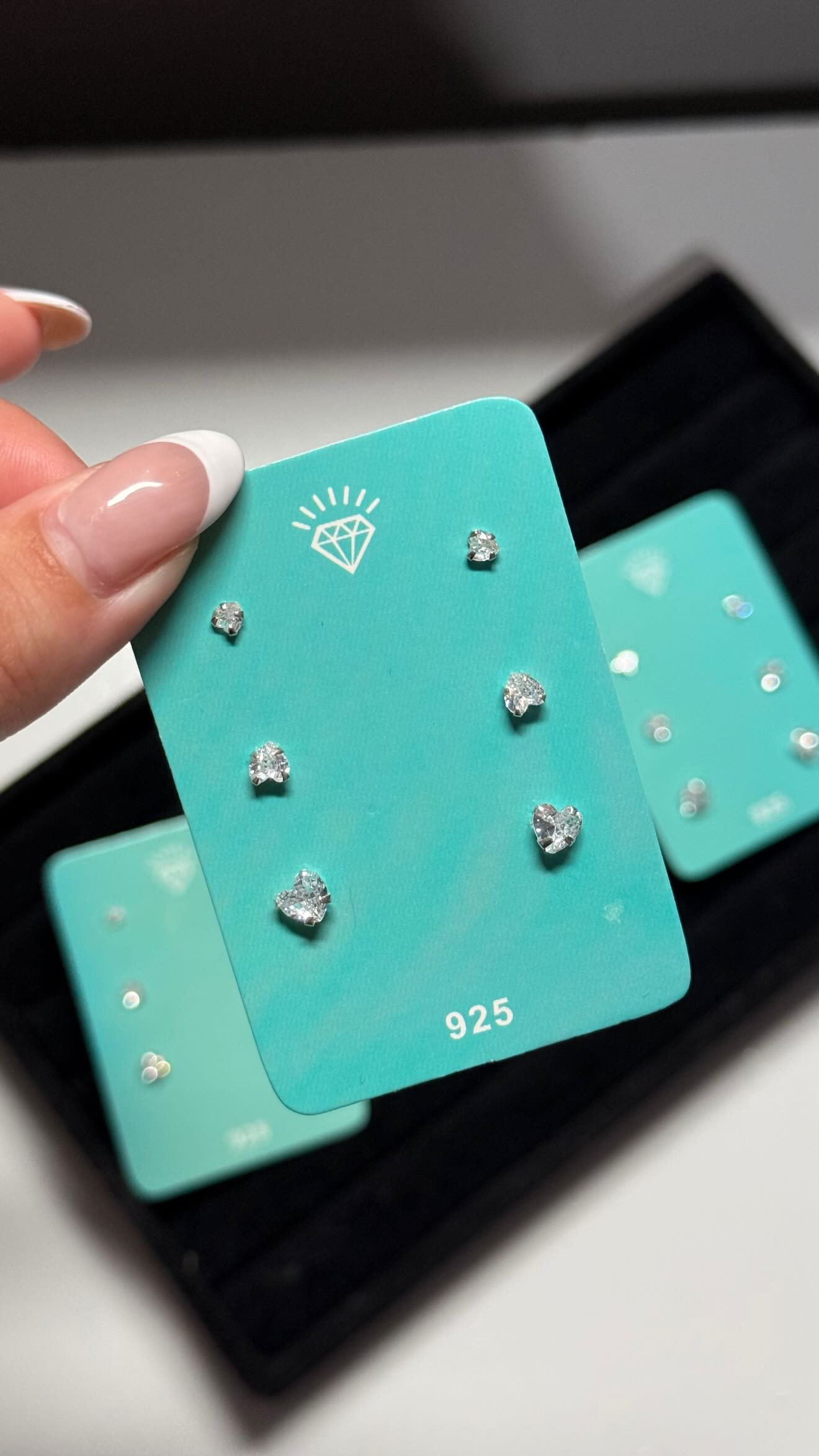 trio de brincos coração